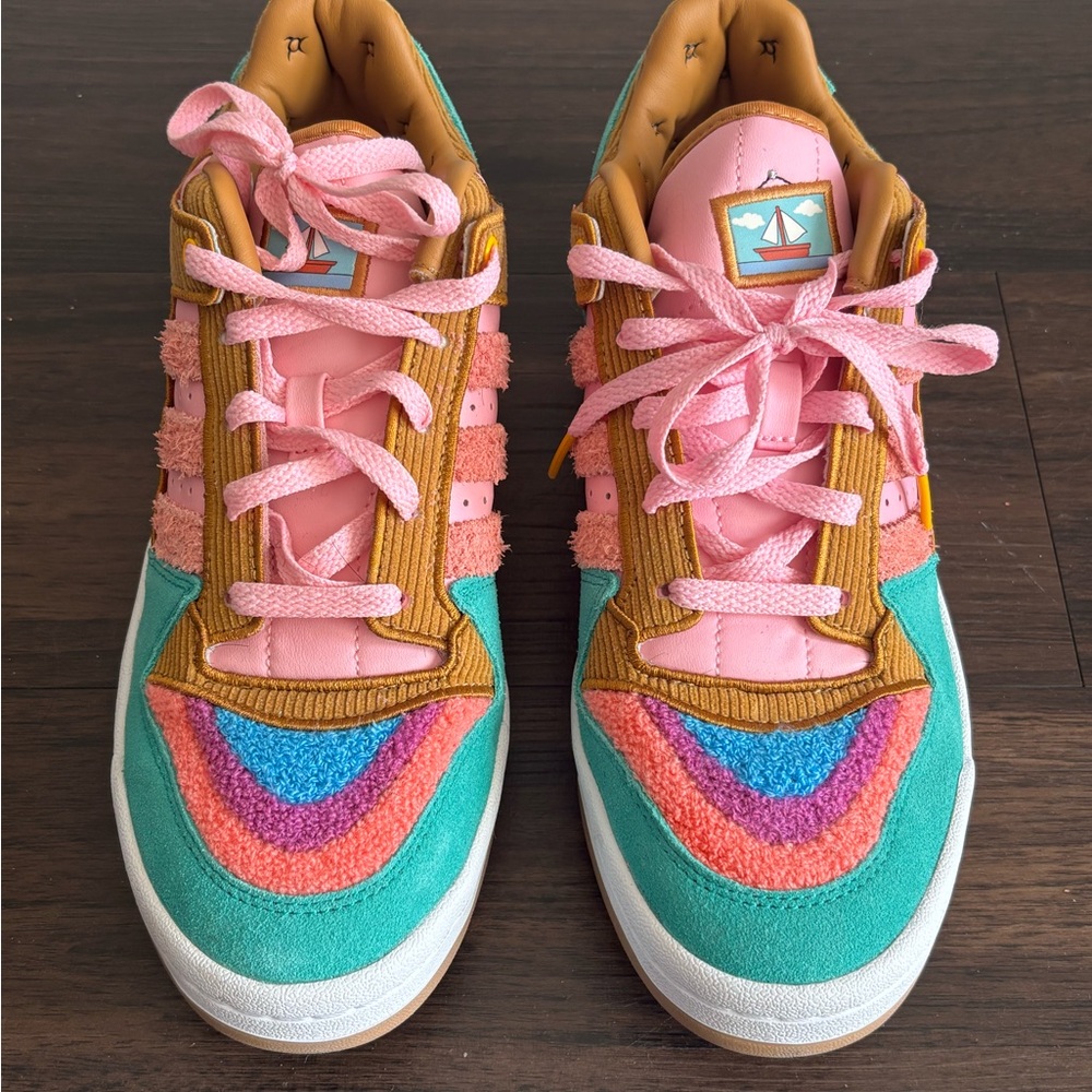 Size 8 - The Simpsons x adidas Forum Low Living Room